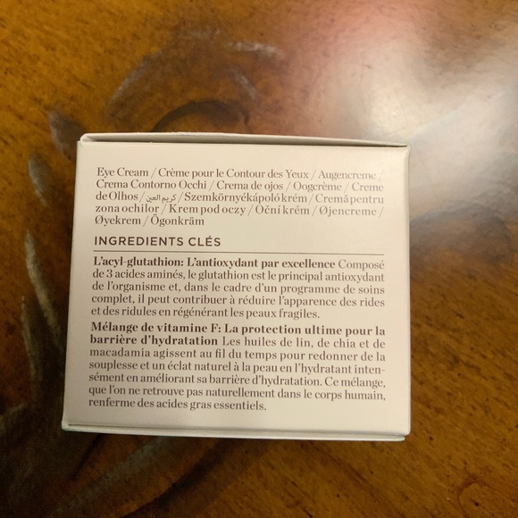 Perricone MD Smoothing & Brightening Under-Eye Cream NIB - Picture 2 of 5